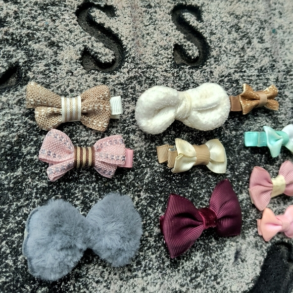 Small Colorful Hair Bows Clips For Baby And Toddler LOT Of 11 - Picture 2 of 5